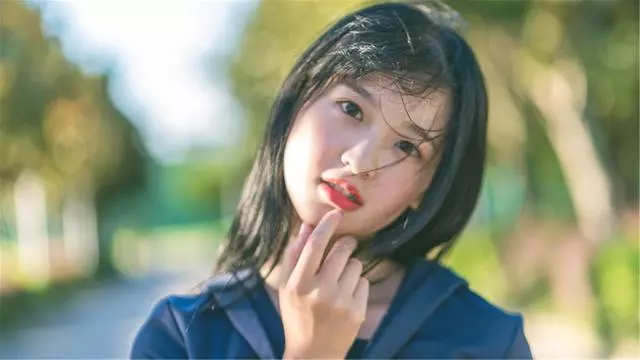 「為什麼那個長相普通的女人,能毀我20年的婚姻?」
