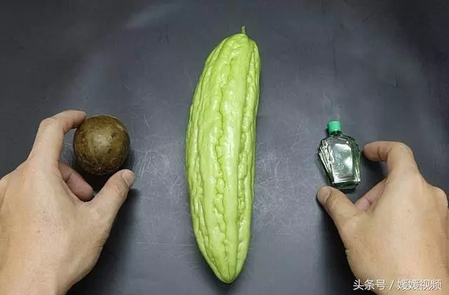 冰糖加苦瓜一起熬水喝 效果原來那麼好 可惜很多人都不知道