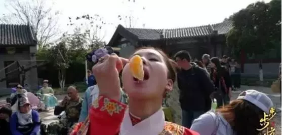 20位明星片場工作餐,楊冪的工作餐,林心如工作餐,趙麗穎工作餐,差距不是一點點!