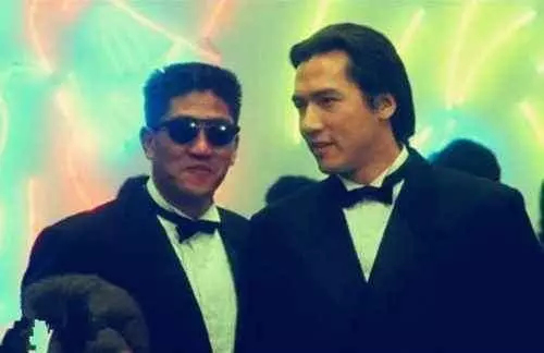 當之無愧的「大哥」,去世時200多位明星送別,劉德華替他養妻兒!