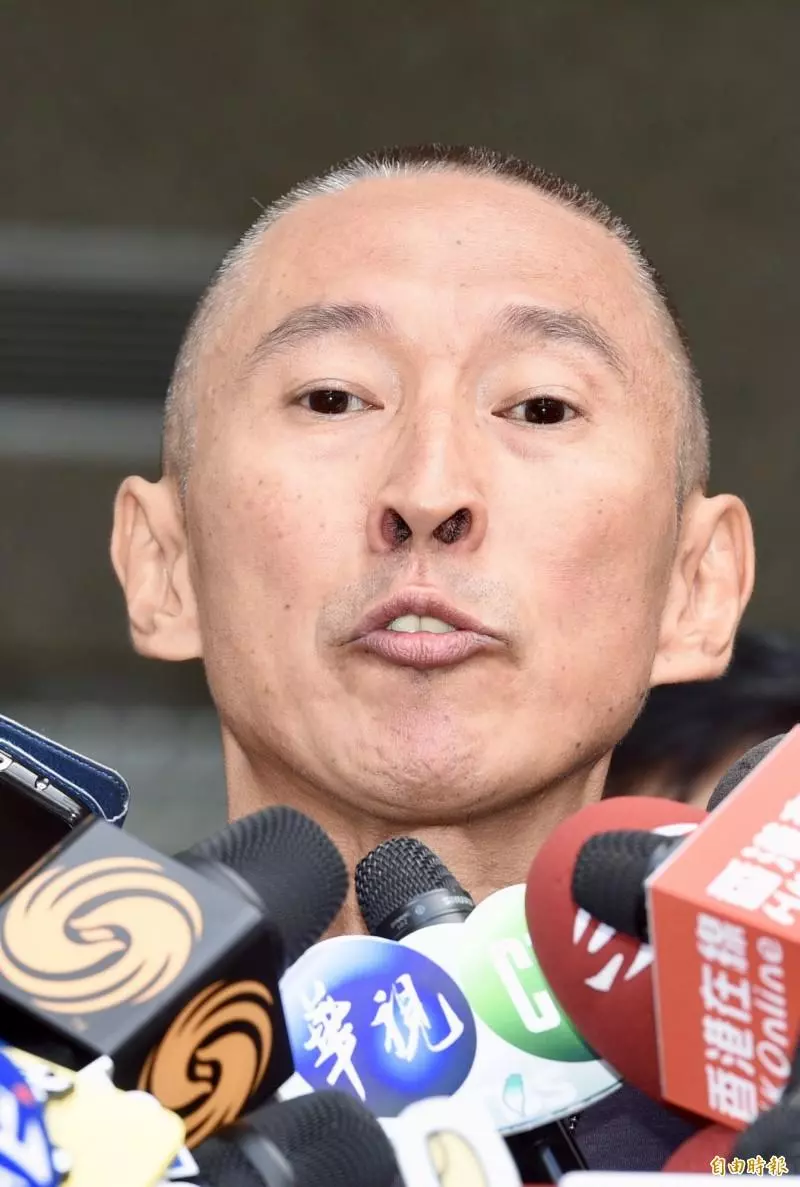 全身而退?鈕承澤涉醜聞「可能退出演藝圈」 他詭笑「早就鋪好後路」:你們小心點