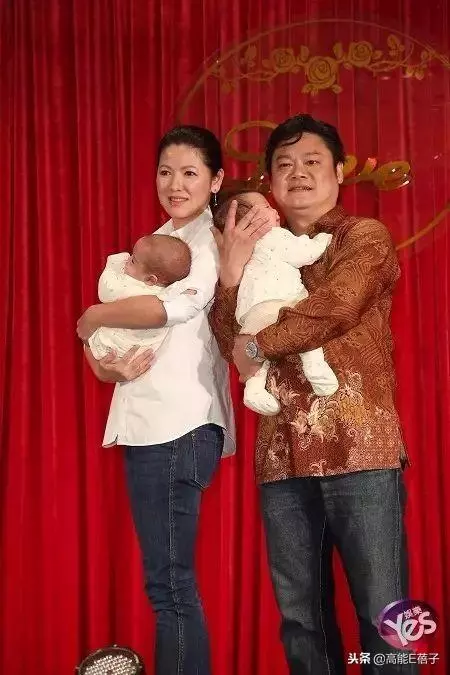 46歲顏嘉樂順利生下龍鳳胎,丈夫狄志傑:體會到何為笑到合不攏嘴