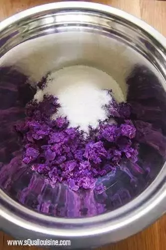 一種糕點,兩種口味,這樣蒸的糕點太美味了~