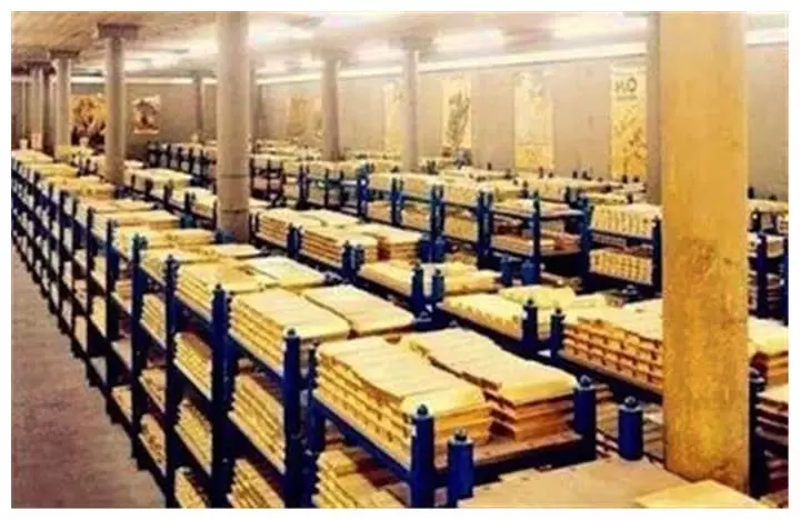 世界上最牛的金庫,黃金成堆卻從不怕偷,門口就兩個保安