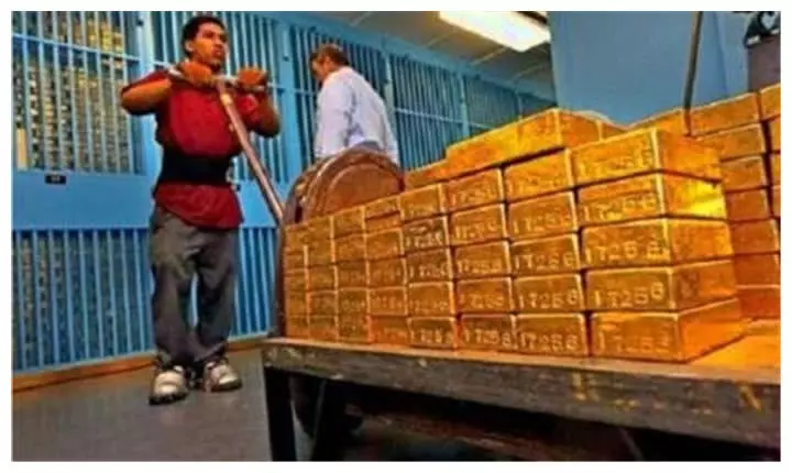 世界上最牛的金庫,黃金成堆卻從不怕偷,門口就兩個保安