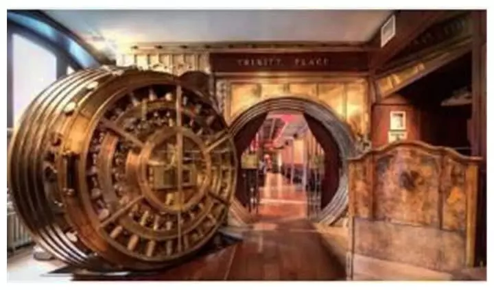 世界上最牛的金庫,黃金成堆卻從不怕偷,門口就兩個保安