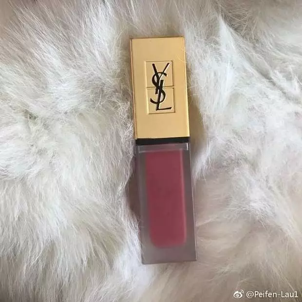 客戶說要拍得「高級」一點!他突發奇想「搬出真皮草」網笑噴:這款超貴的