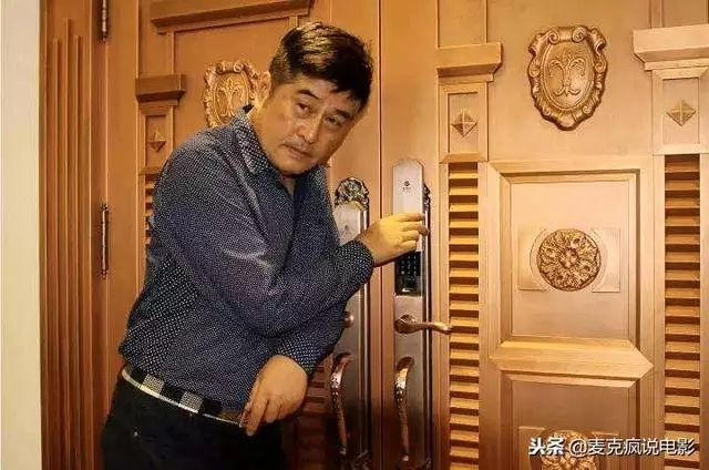 舊版《唐伯虎點秋香》為何難超越,這20幾個配角,很多都是戲精
