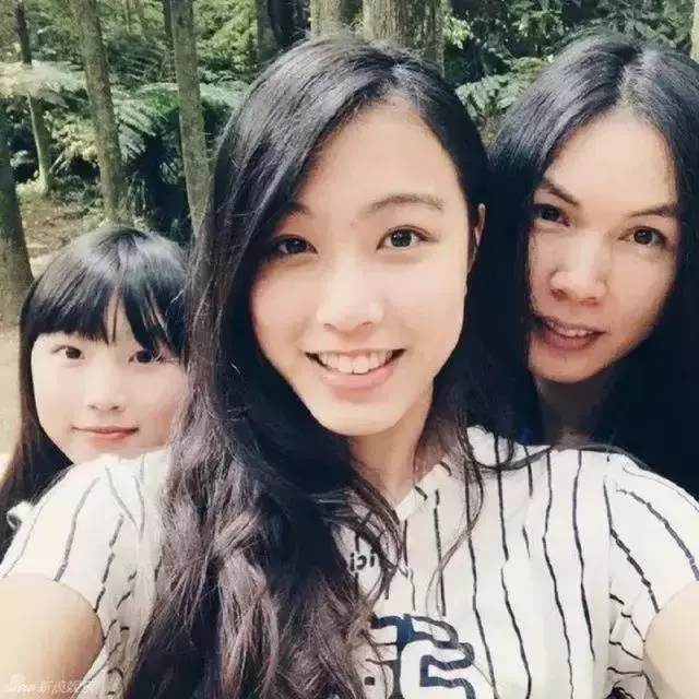 他竟然因女兒太美爆紅網絡,現在的國民岳父,曾經的情歌王子!