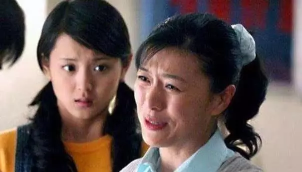 俺準備回娘家過生日,俺收到小姑子錯發的信息,俺決定離婚