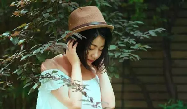俺準備回娘家過生日,俺收到小姑子錯發的信息,俺決定離婚