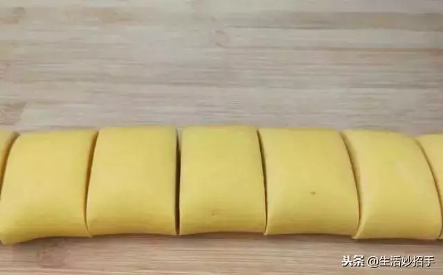 3分鐘學會饅頭新做法,不加一滴水,不需要發麵,比麵包還鬆軟!
