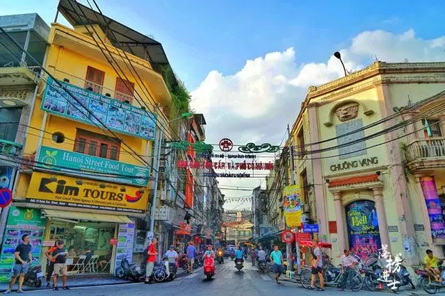 這條老街區是越南河內的著名景點,但一般遊客進來容易出去難