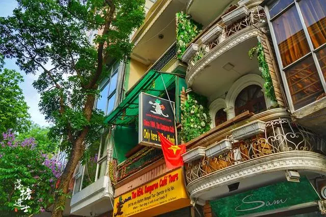 這條老街區是越南河內的著名景點,但一般遊客進來容易出去難