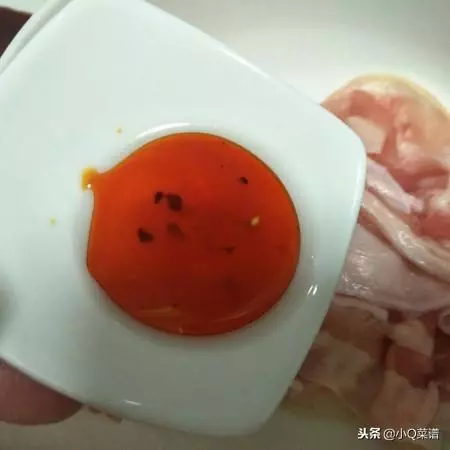 開胃的五花肉做法,五花肉酸菜卷,好吃的不得了