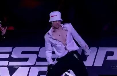 當男生飯上EXO之後,比女飯還瘋狂,連孫堅都「痴迷」於EXO!