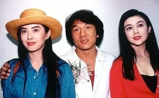 周慧敏真是神人,50歲長相身材幾乎沒變,可關之琳就沒這麼幸運了!