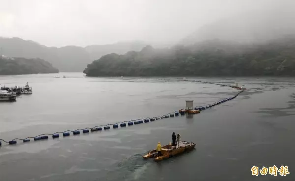 冷空氣助陣! 石門水庫楓葉有望翻紅