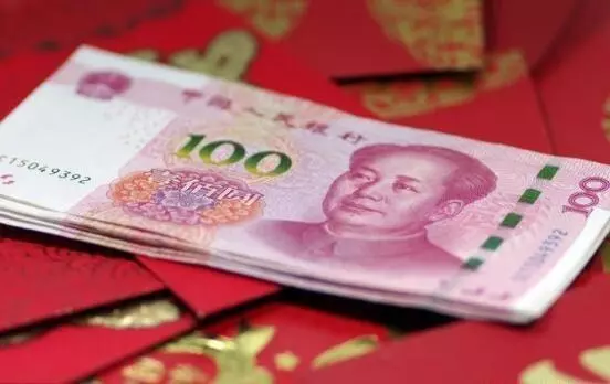 弟弟結婚我送八千,侄子滿月送一萬,看到一條撤回的信息,我愣了