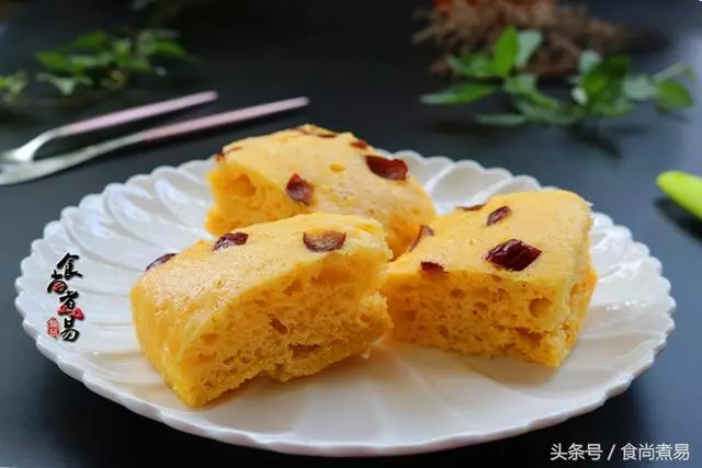 簡單美味的馬拉糕,像一座金山,年節做來吃,寓意感十足!