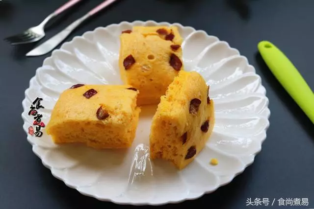 簡單美味的馬拉糕,像一座金山,年節做來吃,寓意感十足!