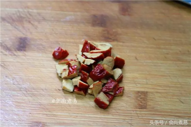 簡單美味的馬拉糕,像一座金山,年節做來吃,寓意感十足!