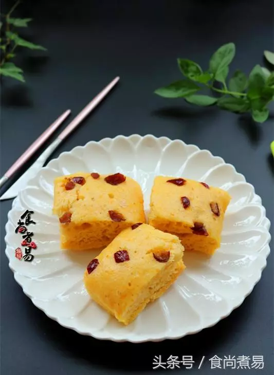 簡單美味的馬拉糕,像一座金山,年節做來吃,寓意感十足!