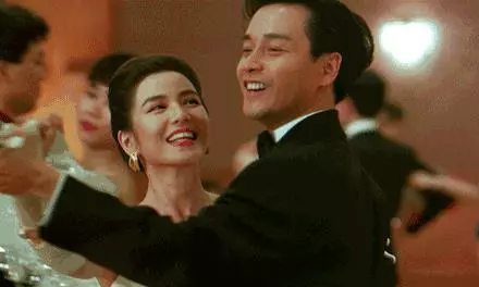 58歲「鍾楚紅」素顏照曝光,滿臉皺紋卻拒不整容,堅持優雅老去!丈夫走後不再嫁!