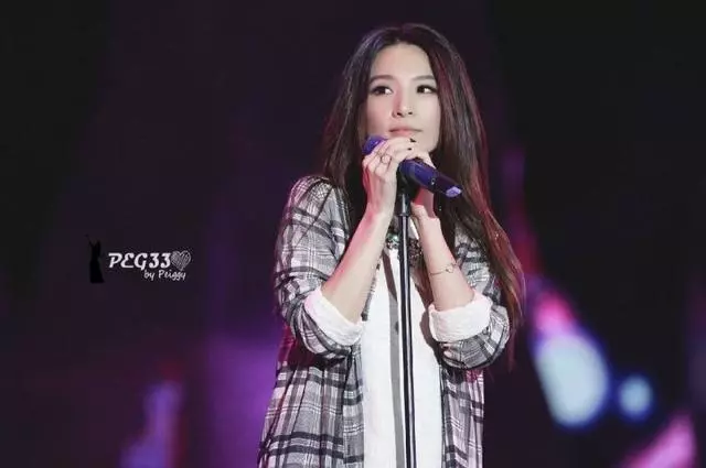 「魔鬼天使」田馥甄,SHE is Super star