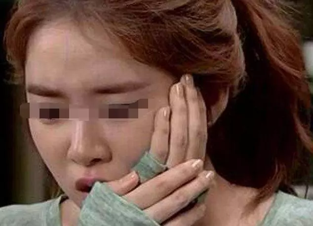 婆婆讓我把房子給小叔子結婚,我話音剛落,老公就扇了我一巴掌