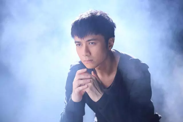 46歲古巨基妻子背景曝光,隱瞞整整20多年,難怪古巨基不願公開!