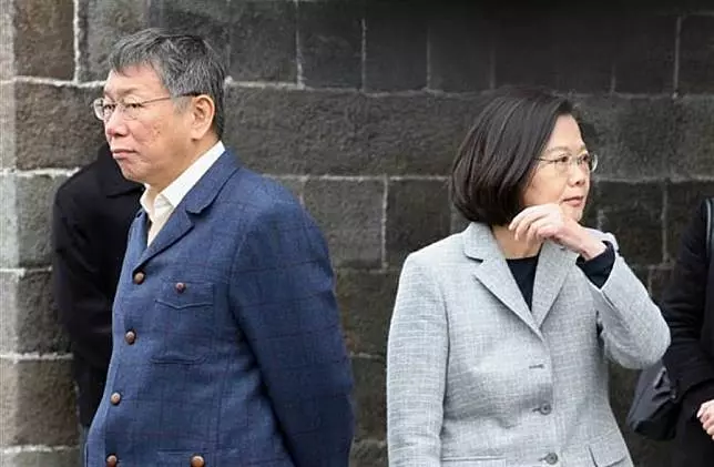 「蔡柯會」互動比天氣還冷 高嘉瑜:很虐心