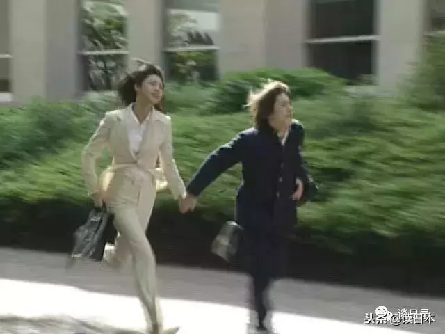 為什麼日劇里的主人公再著急也不打車呢?日本計程車究竟有多貴?