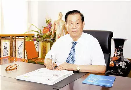 人體自帶「化瘀」開關!國醫大師教你按一按,疏通全身血脈!