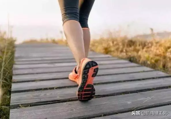 跑步很簡單,但是減肥很難,4個階段幫助你跑步減肥!