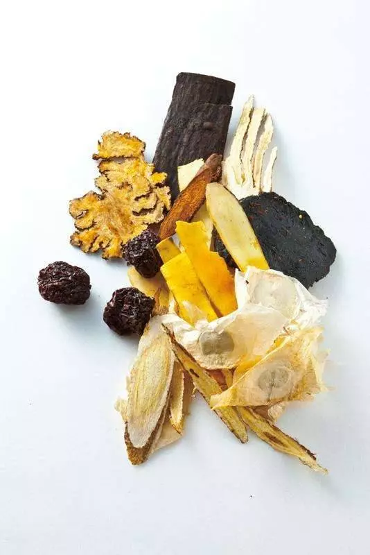 學做這5道元氣養生雞湯,進補效果佳哦