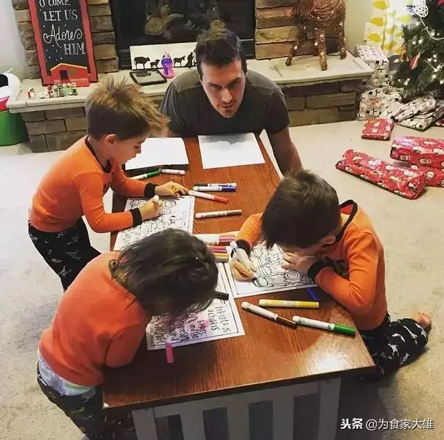 在愛中長大!4歲女孩「領養2年前後驚人對比」 一張張都讓父母暖哭:感謝妳願意來我身邊