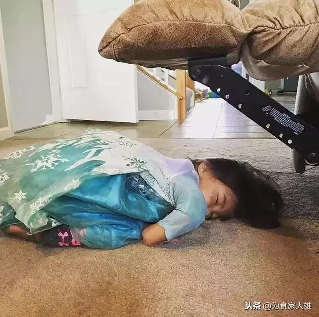 在愛中長大!4歲女孩「領養2年前後驚人對比」 一張張都讓父母暖哭:感謝妳願意來我身邊