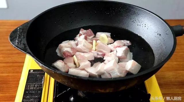 「一斤五花肉加2塊乳豆腐」試試這樣做,好吃不膩又特別下飯!