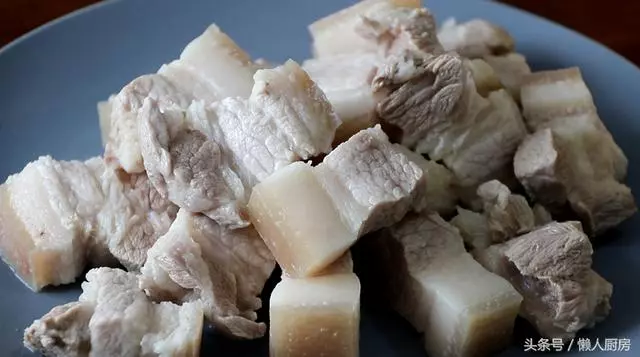 「一斤五花肉加2塊乳豆腐」試試這樣做,好吃不膩又特別下飯!