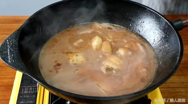 「一斤五花肉加2塊乳豆腐」試試這樣做,好吃不膩又特別下飯!