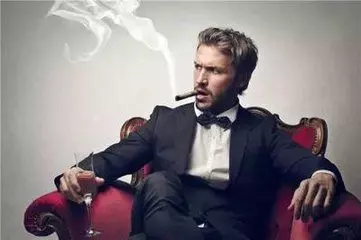 當妳最窮的時候, 做到這些,錢自然就會來找妳