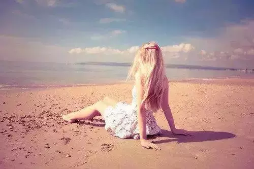漸漸明白, 太在乎一個人往往會傷害自己