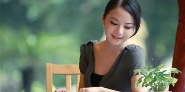 【情感】請珍惜,陪你睡過的人!
