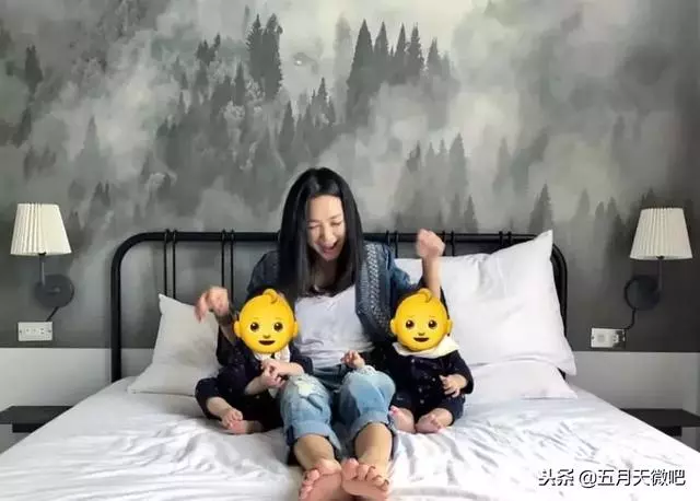 五月天:她好像出道兩年一樣,我們好像出道兩百年,不公平