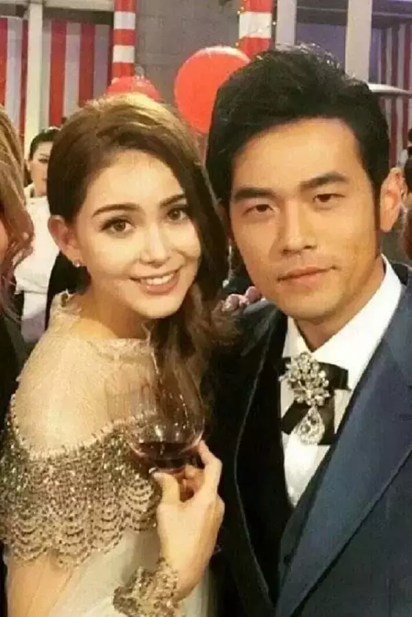 baby的學生照,昆凌的學生照,方媛的學生照,網友:整沒整一看便知!