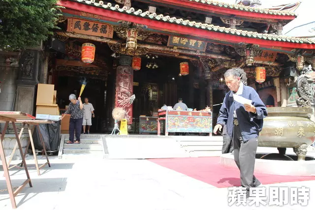 70歲學霸!超狂阿伯「只花1年攻下碩士」成績全拿A 他申請獎學金曝「學醫原因」:我還要唸博士