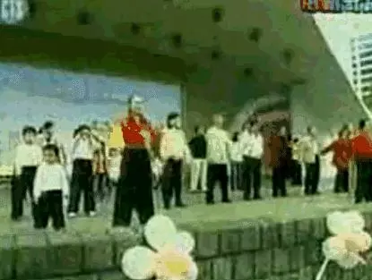 每天這樣做「甩手操」,甩掉一身疾病讓你「通體舒暢」!
