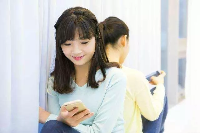 我和有錢老公離婚,不顧一切嫁給農民工,五年後我笑了