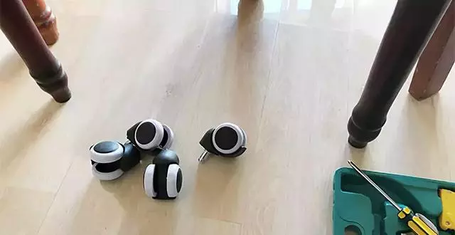 千萬不要溺愛孩子啊,在孩子的每個成長階段,家長都會經歷不同的煩惱。